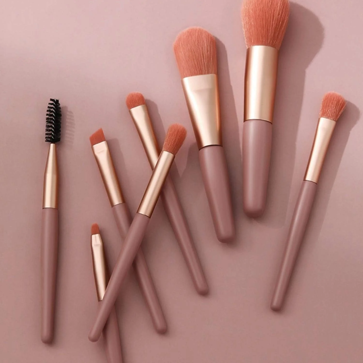 ست 8 عددی برس آرایشی نرم مسافرتی کوچک قابل حمل سایه چشم، کرم پودر، پودر، مژه، کانسیلر، رژگونه (رنگ: A) ست 8 عددی برس آرایشی نرم مسافرتی کوچک قابل حمل سایه چشم، کرم پودر، پودر، مژه، کانسیلر، رژگونه (رنگ: A)