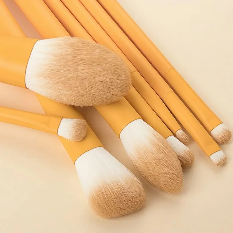 ست 8 عددی برس آرایشی مو نرم با دسته چوبی ابزار زیبایی رژگونه (D) ست 8 عددی برس آرایشی مو نرم با دسته چوبی ابزار زیبایی رژگونه (D)