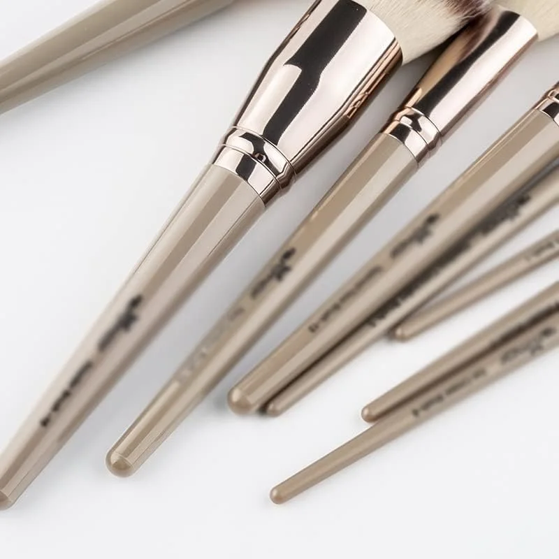 ست 5 عددی برس آرایشی سایه، ترکیب، خط چشم، مژه، برس حرفه ای سایه چشم، کرم پودر، برس آرایش ست 5 عددی برس آرایشی سایه، ترکیب، خط چشم، مژه، برس حرفه ای سایه چشم، کرم پودر، برس آرایش