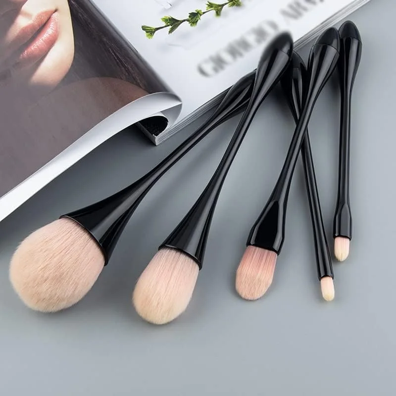 ست 5 عددی برس آرایشی، برس های نرم و لطیف برای پودر، کرم پودر، رژگونه و ترکیب کردن با نگهدارنده مناسب
