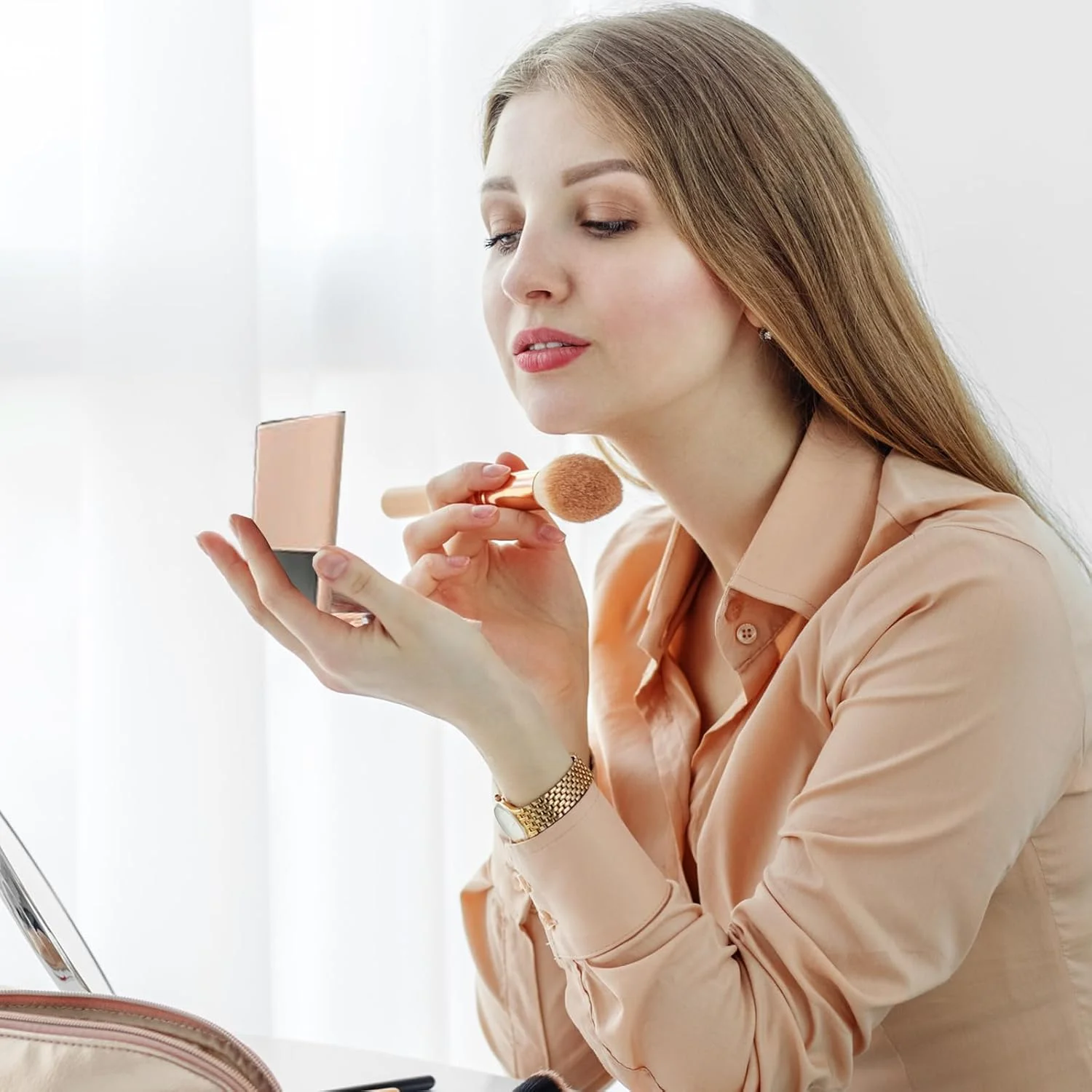 ست برس آرایشی قابل حمل سبک وزن 5 عددی، جعبه برس آرایشی مسافرتی راحت، جعبه ست برس آرایشی با دسته ارگونومیک به همراه آینه برای سفر کاری ست برس آرایشی قابل حمل سبک وزن 5 عددی، جعبه برس آرایشی مسافرتی راحت، جعبه ست برس آرایشی با دسته ارگونومیک به همراه آینه برای سفر کاری