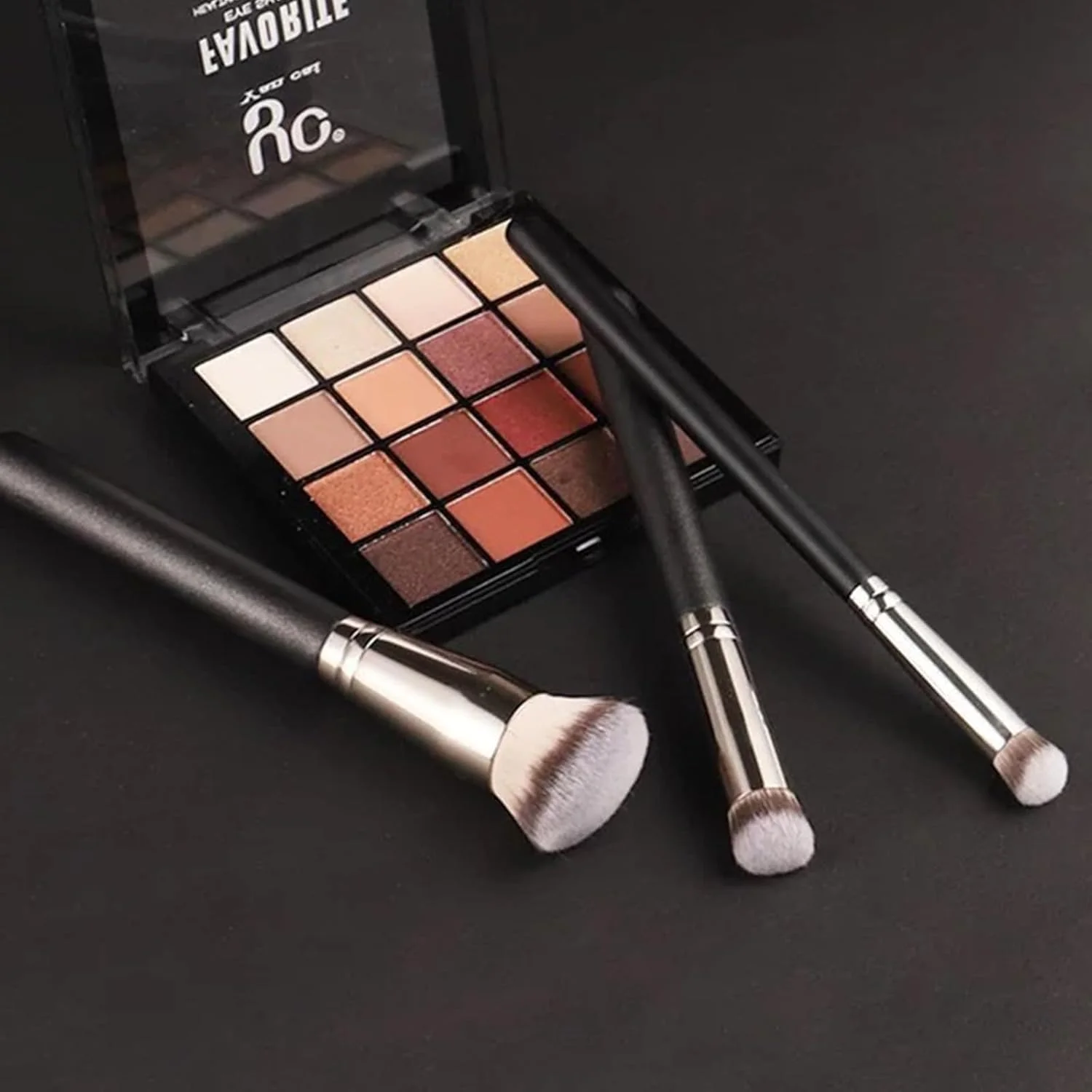 ست 3 عددی براش زاویه دار کرم پودر، ست براش کانتور کرم پودر، براش کانتور زیر چشم و بینی، براش آرایشی ترکیبی کابوکی زاویه دار متراکم مصنوعی برای لوازم آرایشی مایع، کرمی و پودری ست 3 عددی براش زاویه دار کرم پودر، ست براش کانتور کرم پودر، براش کانتور زیر چشم و بینی، براش آرایشی ترکیبی کابوکی زاویه دار متراکم مصنوعی برای لوازم آرایشی مایع، کرمی و پودری