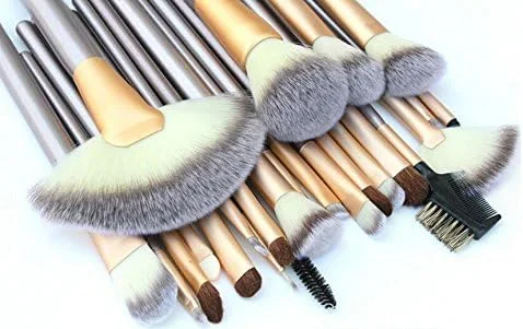 ست 24 عددی برس آرایشی حرفه ای بژ با کیف ست 24 عددی برس آرایشی حرفه ای بژ با کیف