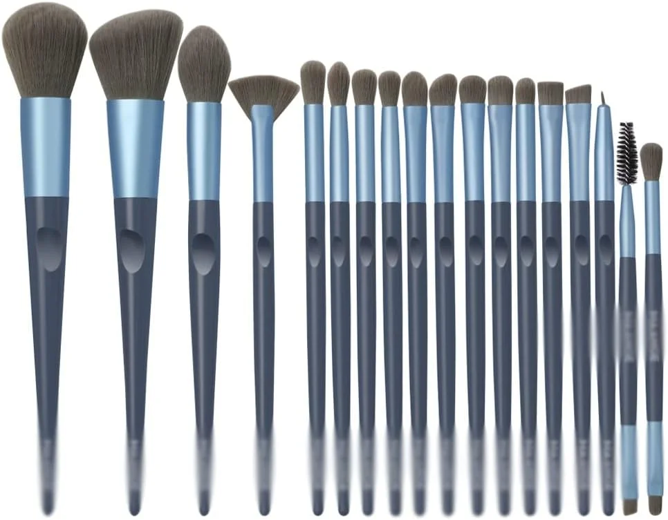 ست 18 عددی برس آرایشی سایه چشم، کرم پودر، رژگونه، ترکیب کننده، ابزار آرایش صورت ست 18 عددی برس آرایشی سایه چشم، کرم پودر، رژگونه، ترکیب کننده، ابزار آرایش صورت