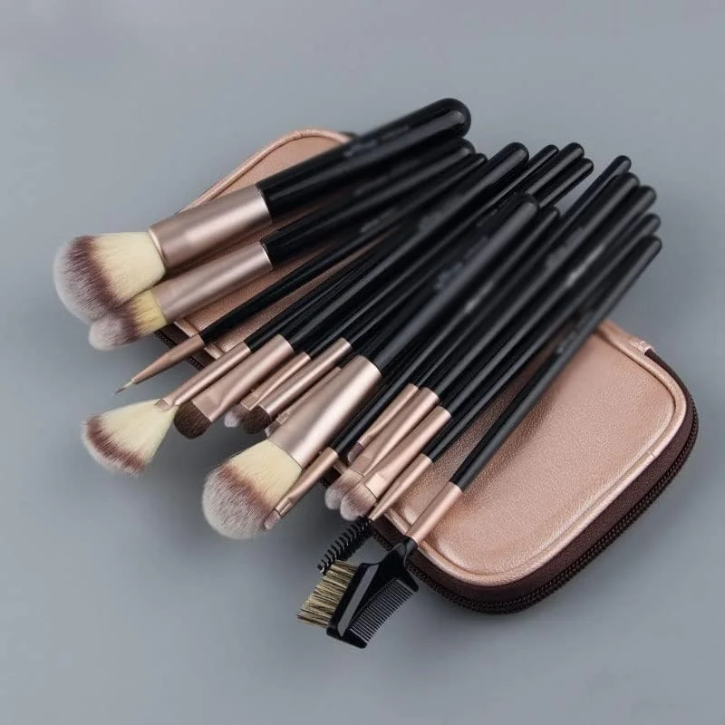 ست 15 عددی برس آرایشی حرفه ای با دسته چوبی مشکی و برس های ست و کیت برای آرایش چشم به همراه کیف رز ست 15 عددی برس آرایشی حرفه ای با دسته چوبی مشکی و برس های ست و کیت برای آرایش چشم به همراه کیف رز