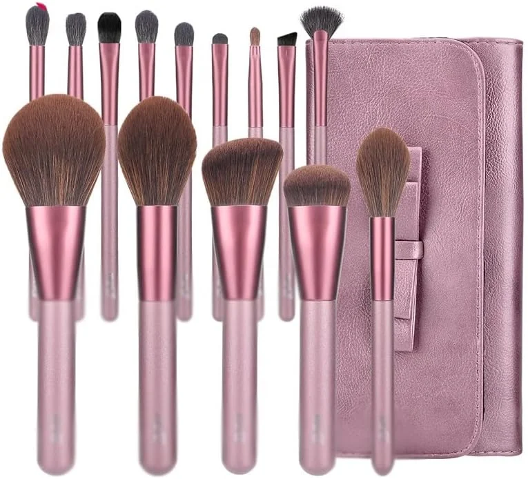 ست 14 عددی برس آرایشی گردو، شامل برس کرم پودر، رژگونه، سایه چشم، کانتور، رژ لب، موی مصنوعی به همراه کیف چرمی PU