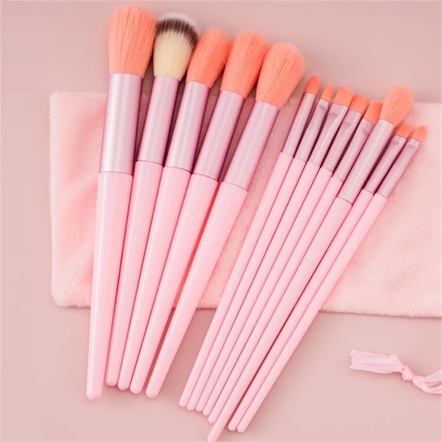 ست ۱۳ عددی برس آرایشی حرفه ای وگان برای صورت و چشم، برس های آرایشی برای پودر، ترکیب، کرم پودر، سایه چشم، کانتور، موهای نرم و متراکم مصنوعی، چوب توس | شامل کیف مسافرتی | صورتی