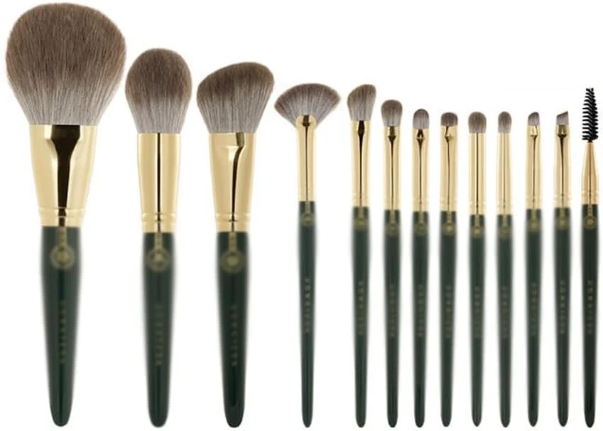 ست برس آرایشی دسته چوبی بلند 13 عددی شامل برس پودر فیکس، رژگونه، هایلایتر، لب و ابرو ست برس آرایشی دسته چوبی بلند 13 عددی شامل برس پودر فیکس، رژگونه، هایلایتر، لب و ابرو