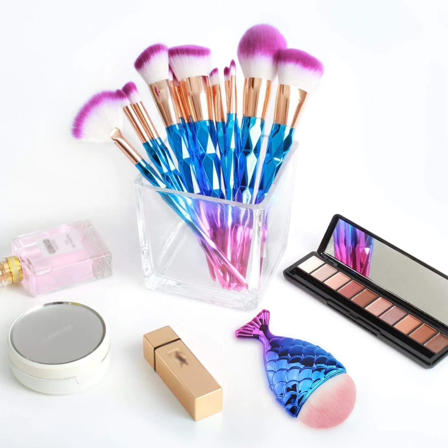 ست برس آرایشی 13 تکه تک شاخ پری دریایی با دسته الماسی رنگین کمانی، شامل برس های کرم پودر، کرم و پودر ست برس آرایشی 13 تکه تک شاخ پری دریایی با دسته الماسی رنگین کمانی، شامل برس های کرم پودر، کرم و پودر