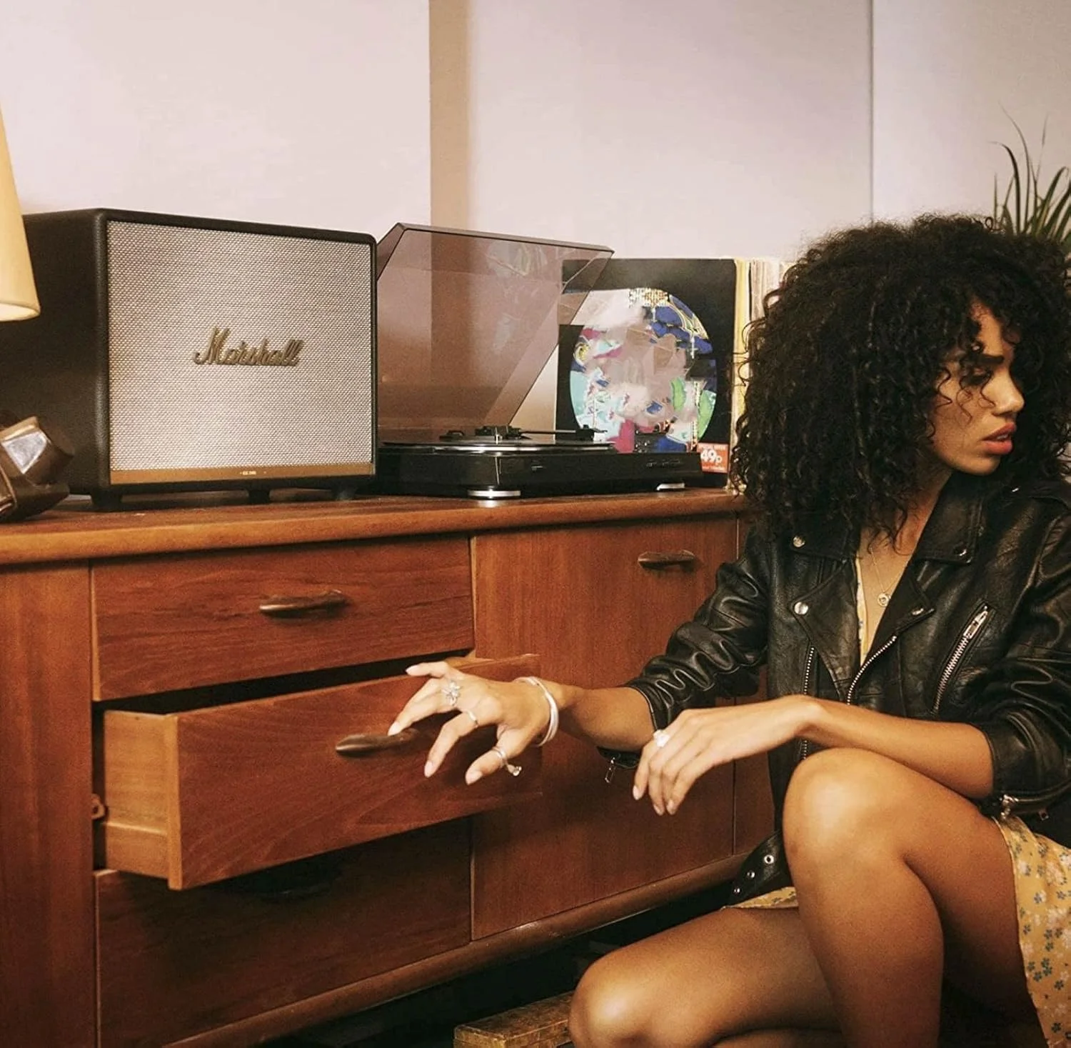 اسپیکر بلوتوثی بی سیم مارشال Woburn II، مشکی، نو - 1002489 اسپیکر بلوتوثی بی سیم مارشال Woburn II، مشکی، نو - 1002489