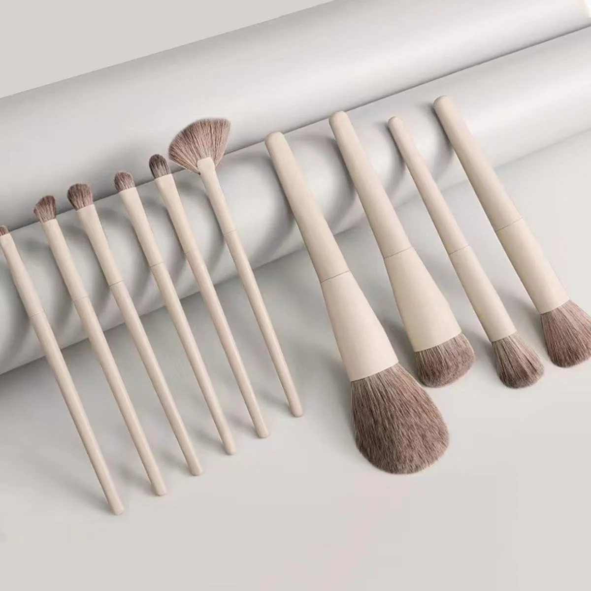 ست برس آرایشی 10 عددی، برس های کابوکی برای کرم پودر و ترکیب کردن برای پودر صورت، رژگونه، کانسیلرها، سایه چشم - موهای نایلونی، دسته پلاستیکی ABS - کیت برس های آرایشی با استفاده ابریشمی (بژ) ست برس آرایشی 10 عددی، برس های کابوکی برای کرم پودر و ترکیب کردن برای پودر صورت، رژگونه، کانسیلرها، سایه چشم - موهای نایلونی، دسته پلاستیکی ABS - کیت برس های آرایشی با استفاده ابریشمی (بژ)