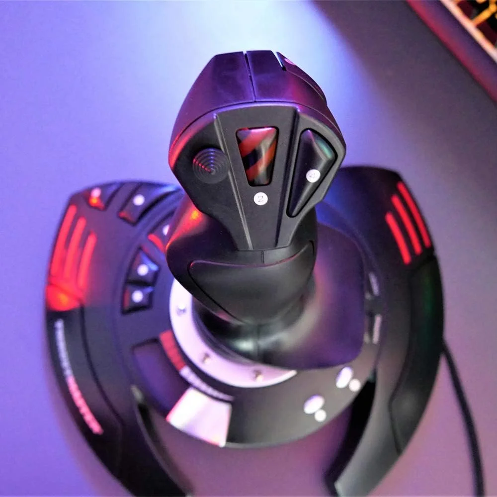 جوی استیک Thrustmaster T.Flight Stick X با کنترل رادر، دکمه ها و محورهای قابل برنامه ریزی، دسته چرخشی، دریچه گاز یکپارچه، ماشه آتش، سازگار با PC/USB (ویندوز 8) جوی استیک Thrustmaster T.Flight Stick X با کنترل رادر، دکمه ها و محورهای قابل برنامه ریزی، دسته چرخشی، دریچه گاز یکپارچه، ماشه آتش، سازگار با PC/USB (ویندوز 8)