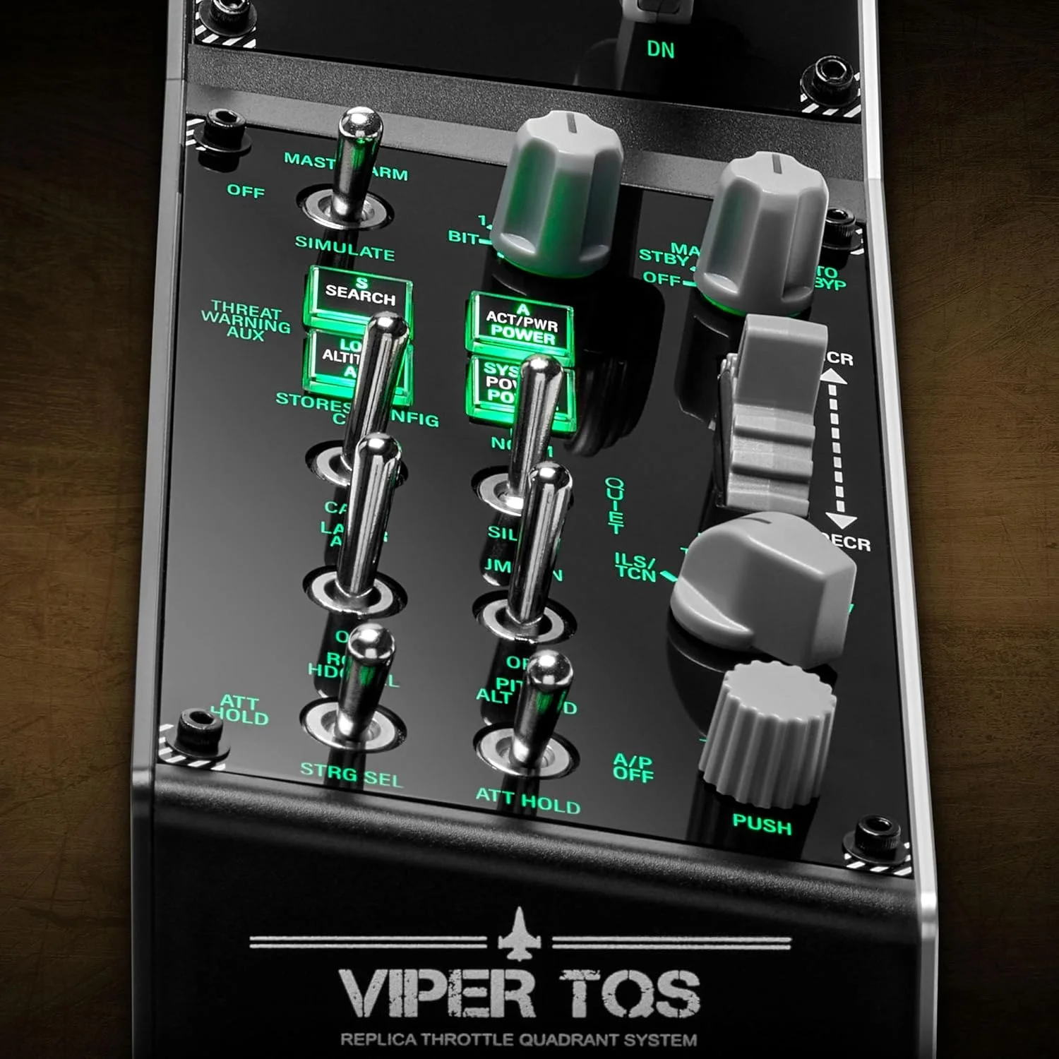 پنل Thrustmaster Viper برای کامپیوتر، پنل کنترل با نور پس زمینه، برای استفاده با Viper TQS یا به صورت مستقل، 43 دکمه فلزی، رهاسازی مهمات، تریم، ارابه فرود، دارای مجوز از نیروی هوایی ایالات متحده