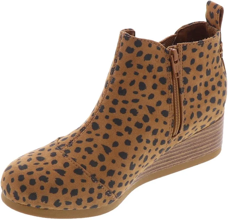 بوت ساق کوتاه دخترانه TOMS مدل Kelsey - سایز کودکانه و بزرگسال بوت ساق کوتاه دخترانه TOMS مدل Kelsey - سایز کودکانه و بزرگسال