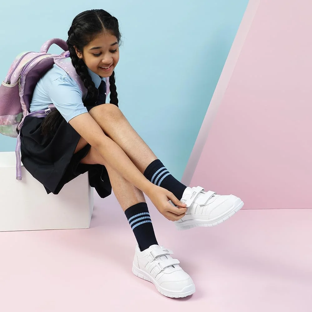 کفش مدرسه ای یونیفرم Liberty Force10 Gola-SCHV برای کودکان با زیره و رویه PVC | کفی راحت | کفی فوم دار | بستن چسبی سریع | شیک و سبک