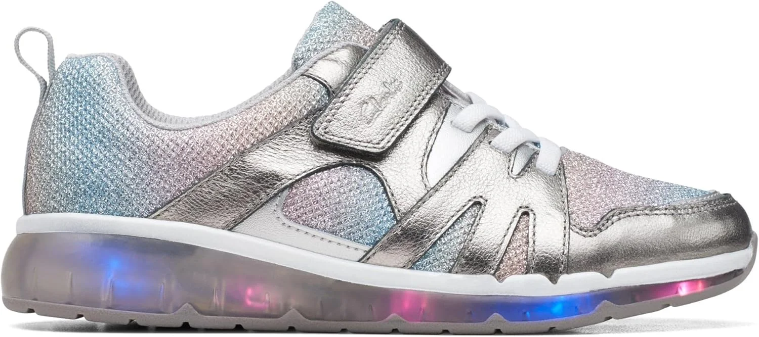 کفش ورزشی دخترانه کلارکس مدل Spark Sparkyo کفش ورزشی دخترانه کلارکس مدل Spark Sparkyo