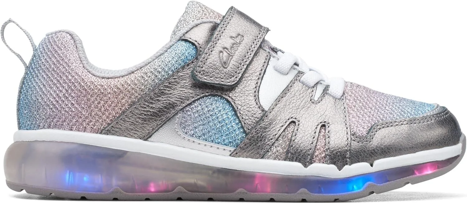 کفش ورزشی دخترانه بچه گانه کلارکس مدل Spark Sparkyk کفش ورزشی دخترانه بچه گانه کلارکس مدل Spark Sparkyk