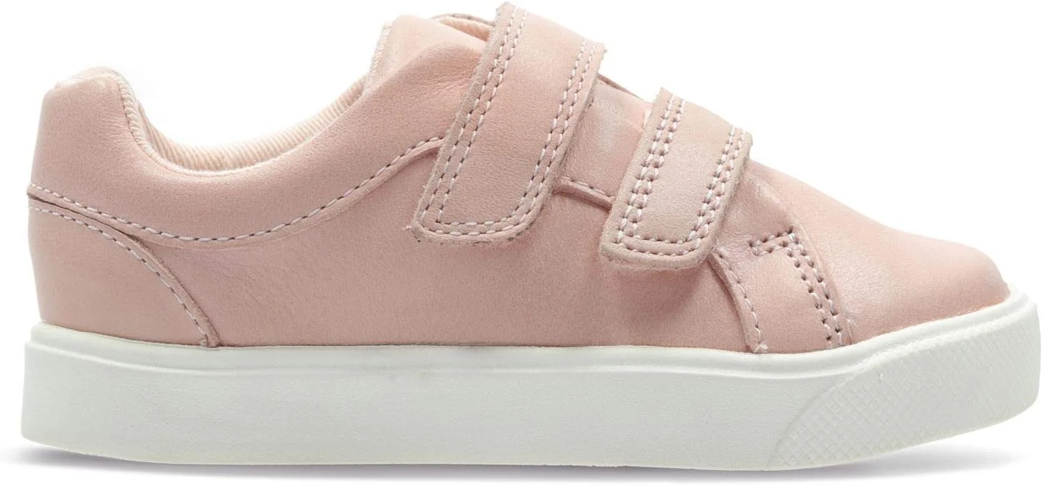 کفش ورزشی دخترانه کلارکس مدل City Oasislo T کفش ورزشی دخترانه کلارکس مدل City Oasislo T