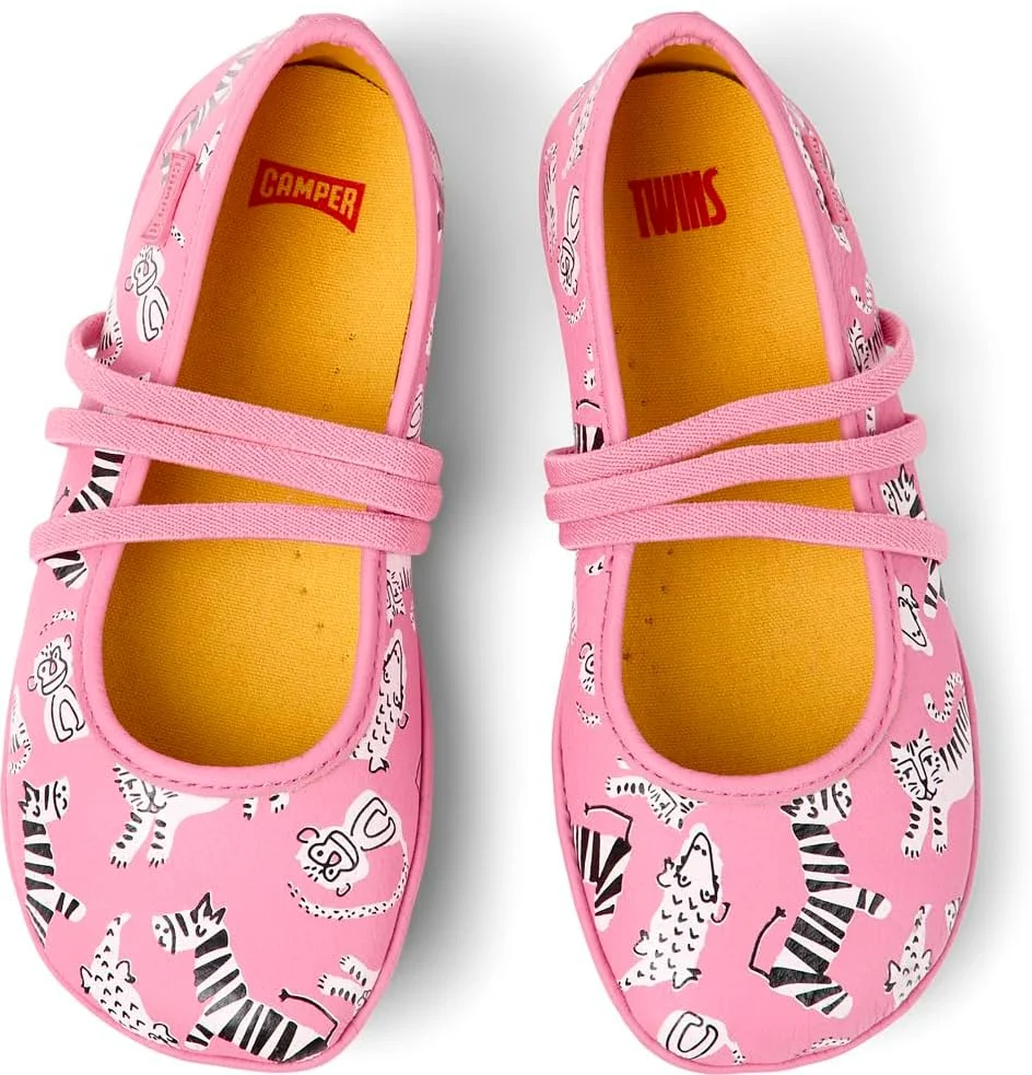 کفش دخترانه کمپر مدل Right K800388 کفش دخترانه کمپر مدل Right K800388