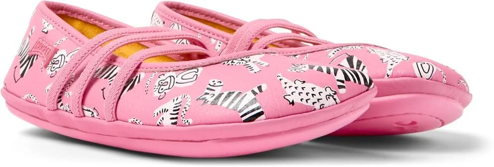 کفش دخترانه کمپر مدل Right K800388 کفش دخترانه کمپر مدل Right K800388