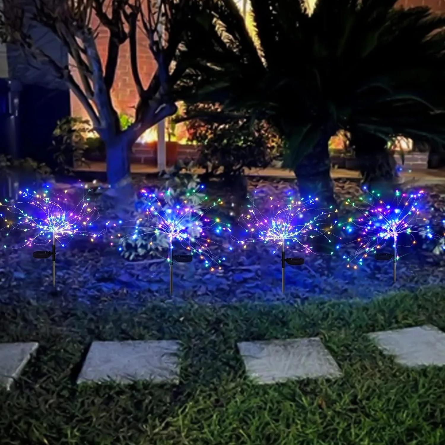 چراغ‌های خورشیدی باغ، 90LED ضد آب ستاره‌ای با 2 حالت چشمک‌زن، آتش‌بازی با 50 رشته سیم مسی، چراغ‌های تزئینی DIY برای پاسیو، حیاط، باغ، باغچه، رنگارنگ