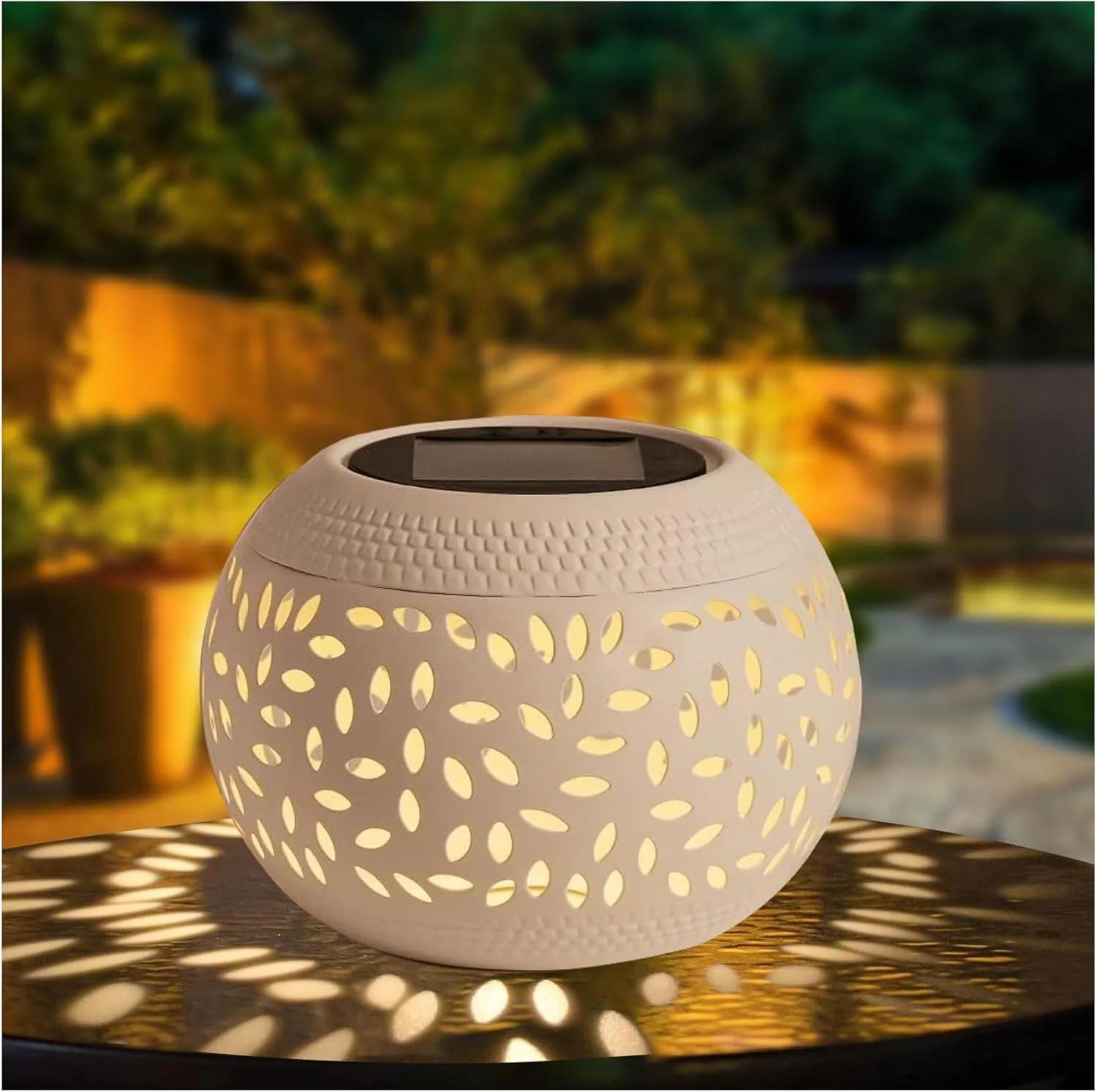 فانوس رومیزی خورشیدی KASTWAVE، چراغ های LED ضد آب برای فضای باز، مناسب برای روشنایی باغ، پاسیو، مسیر، چراغ های تزئینی رومیزی خورشیدی ایده آل برای فضای داخلی و خارجی