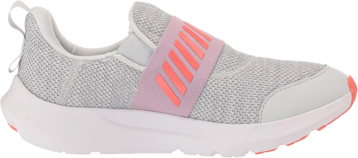 کفش دویدن بچگانه آندر آرمور مدل Surge 3 Slip on کفش دویدن بچگانه آندر آرمور مدل Surge 3 Slip on