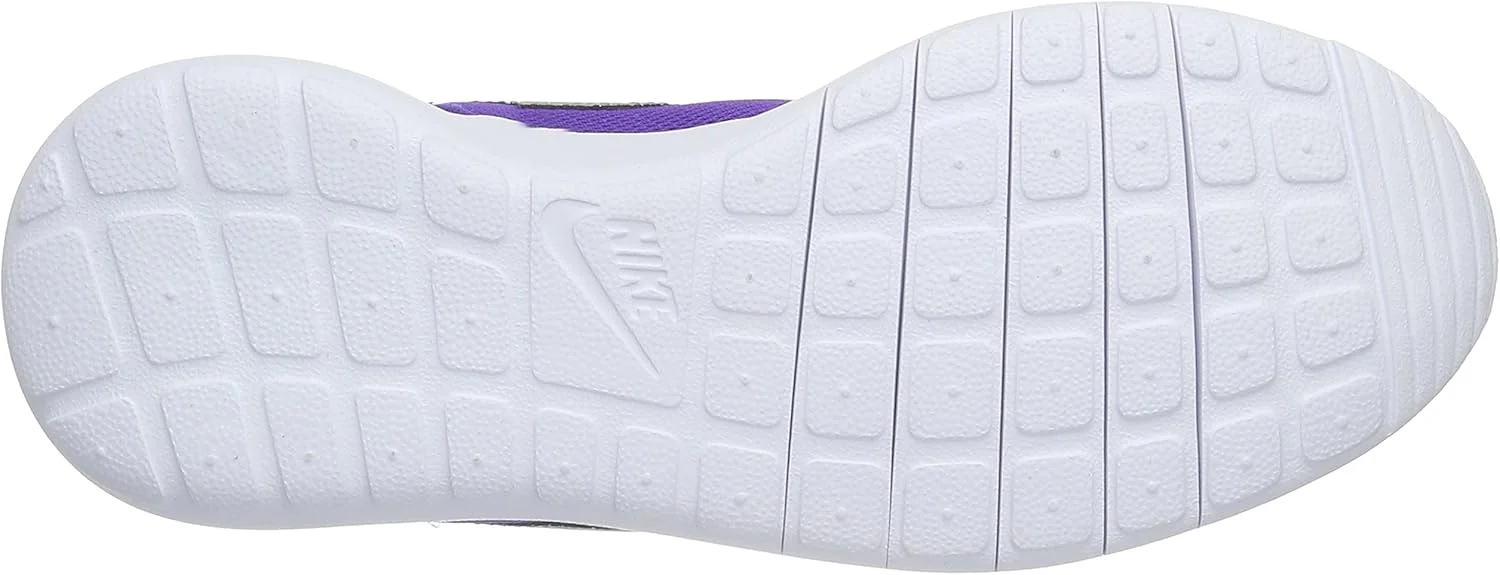 کفش ورزشی دخترانه نایک مدل Roshe One (Gs) کفش ورزشی دخترانه نایک مدل Roshe One (Gs)