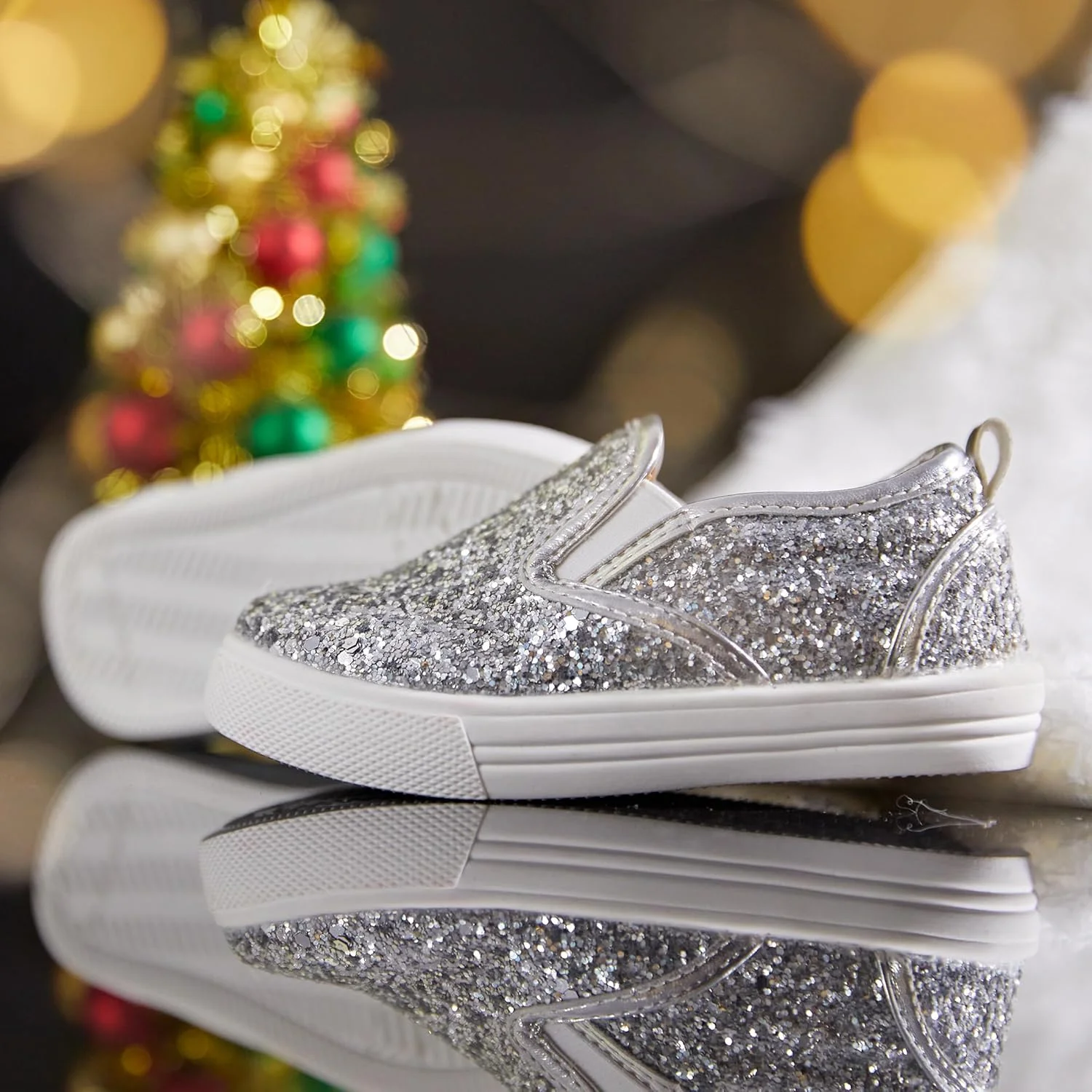 کفش پیاده روی دخترانه Tegeek، مدل پولکی و اکلیلی، مناسب کودکان کفش پیاده روی دخترانه Tegeek، مدل پولکی و اکلیلی، مناسب کودکان