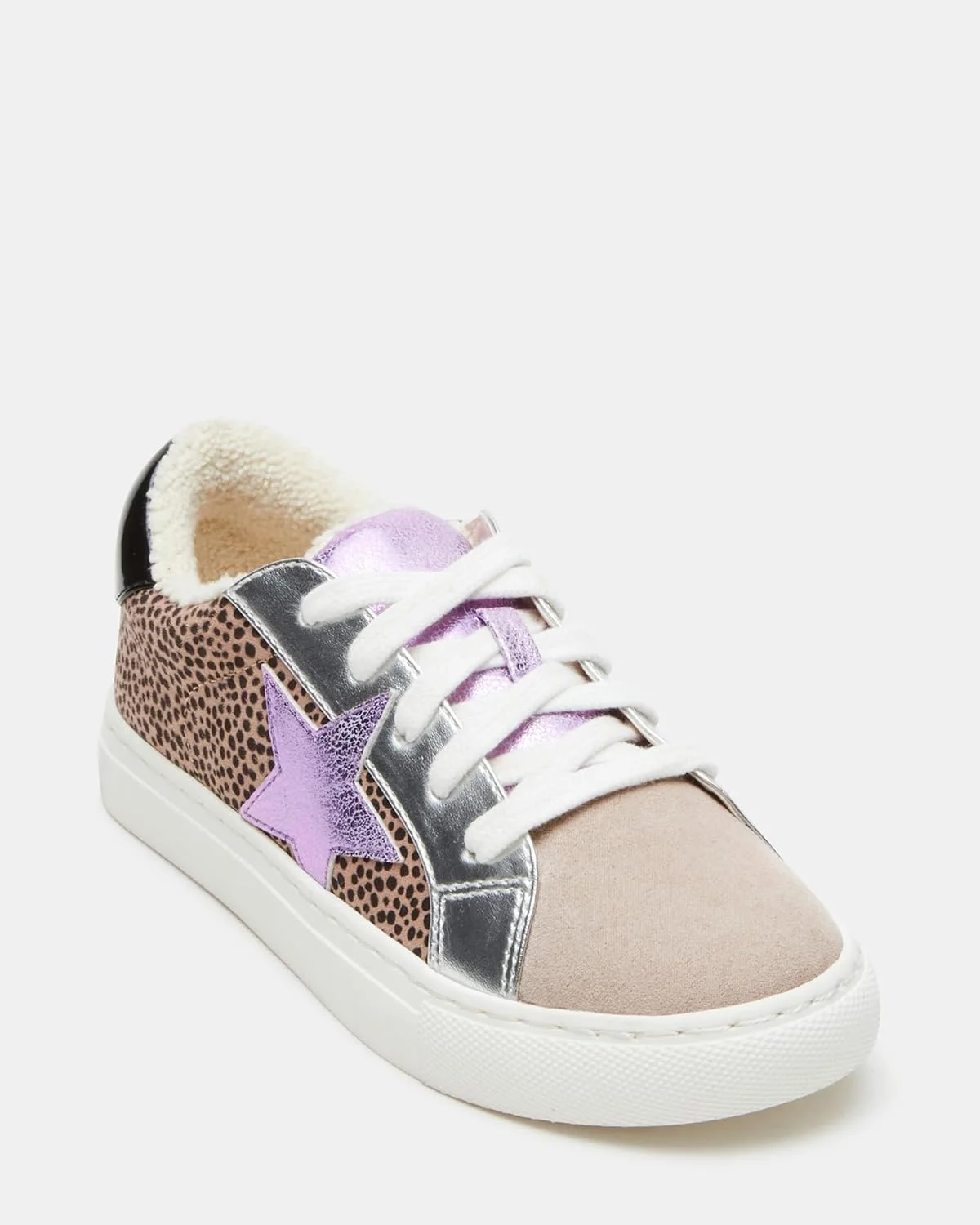 کفش دخترانه استیو مادن مدل Rezume Sneaker کفش دخترانه استیو مادن مدل Rezume Sneaker