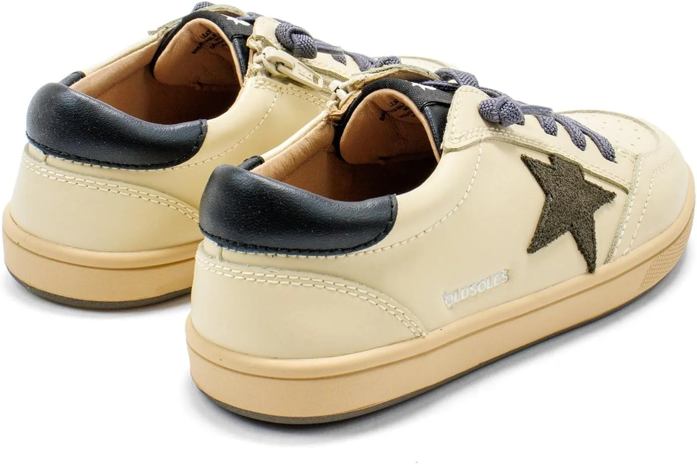 کفش کتانی پسرانه Old Soles مدل Platinum Runner، جیر کرم خاکستری، سایز 31 EU (13.5 US) M US کفش کتانی پسرانه Old Soles مدل Platinum Runner، جیر کرم خاکستری، سایز 31 EU (13.5 US) M US
