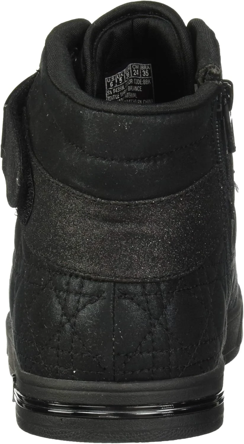 کفش کتانی بچه گانه اسکیچرز مدل Shoutouts-Quilted Kicks کفش کتانی بچه گانه اسکیچرز مدل Shoutouts-Quilted Kicks