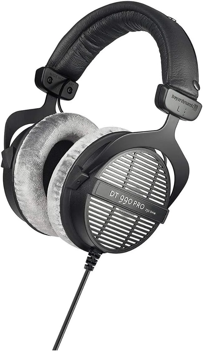 هدفون آکوستیک باز بیرداینامیک DT-990 Pro (250 اهم) به همراه کیف محافظ هارد شل Knox Gear و پایه هدفون چوبی (3 تکه) هدفون آکوستیک باز بیرداینامیک DT-990 Pro (250 اهم) به همراه کیف محافظ هارد شل Knox Gear و پایه هدفون چوبی (3 تکه)