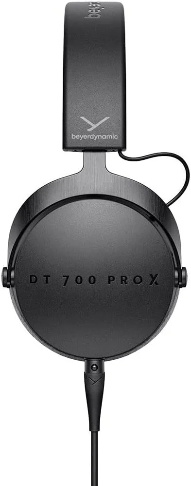 هدفون استودیویی پشت بسته بیرداینامیک 729906 DT 700 PRO X برای ضبط و مانیتورینگ به همراه بسته محافظت پیشرفته 1 ساله CPS هدفون استودیویی پشت بسته بیرداینامیک 729906 DT 700 PRO X برای ضبط و مانیتورینگ به همراه بسته محافظت پیشرفته 1 ساله CPS