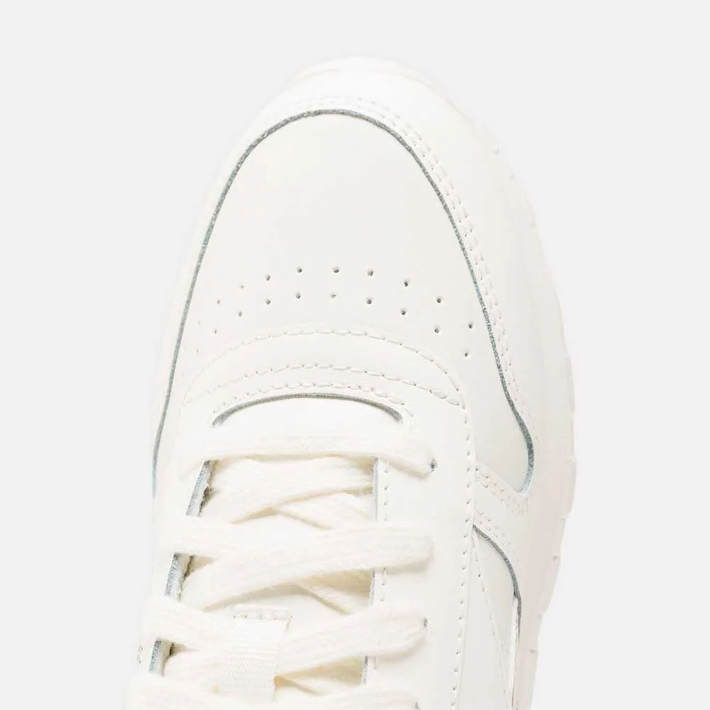 کفش ورزشی دخترانه ریباک مدل Classic Leather کفش ورزشی دخترانه ریباک مدل Classic Leather