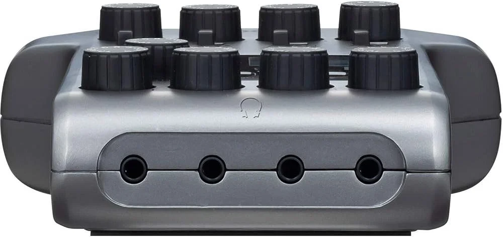 پکیج ضبط پادکست پرتابل زوم مدل PodTrak P4 به همراه 4 عدد پکیج میکروفون Zoom ZDM-1