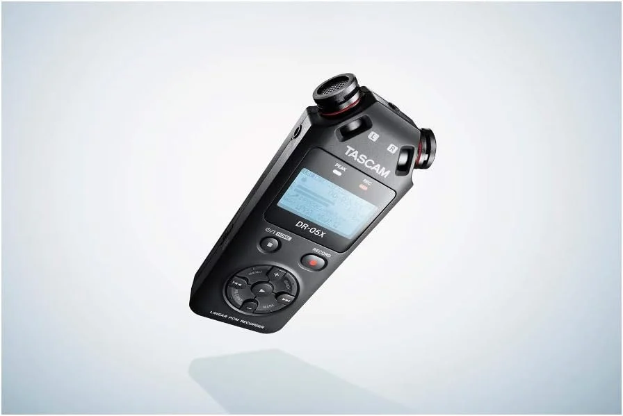 ضبط کننده صدای استریو دستی دیجیتال Tascam DR-05X و رابط صوتی USB ضبط کننده صدای استریو دستی دیجیتال Tascam DR-05X و رابط صوتی USB