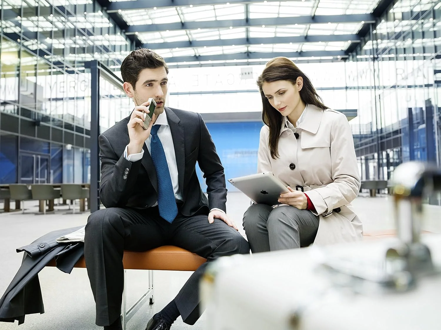 ضبط کننده صدای Philips Pocket Memo DVT8000/02 با سیستم میکروفون سه بعدی، باتری قابل شارژ و یادداشت برداری دیجیتال