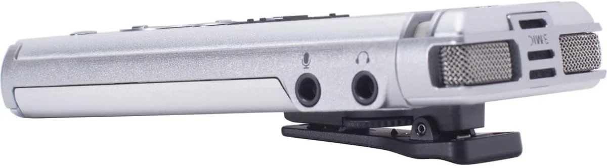 ضبط کننده صدای OLYMPUS OM SYSTEM DM-720 با 4 گیگابایت حافظه، اسلات میکرو SD، شارژ USB، اتصال مستقیم به کامپیوتر، حالت رونویسی، نقره ای ضبط کننده صدای OLYMPUS OM SYSTEM DM-720 با 4 گیگابایت حافظه، اسلات میکرو SD، شارژ USB، اتصال مستقیم به کامپیوتر، حالت رونویسی، نقره ای