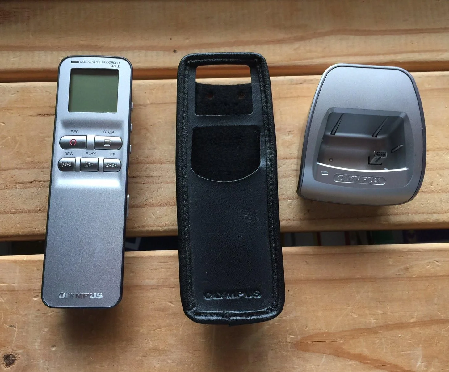 دستگاه ضبط صدای دیجیتال OM SYSTEM Digital Solutions DS-2