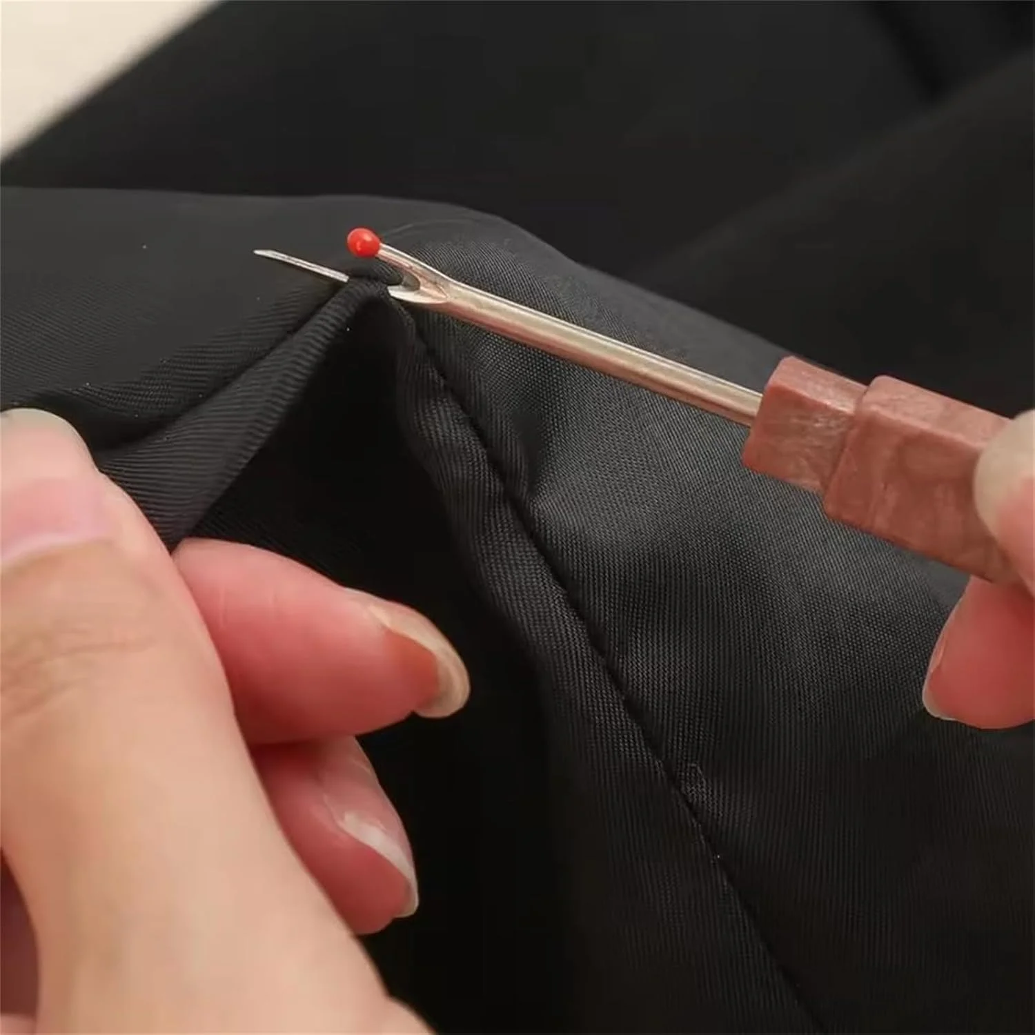 ست سوزن خیاطی استیل چشم بزرگ، ست 31/34/36 سوزن استیل چند منظوره برای خیاطی دستی، ست سوزن های لحاف دوزی و خیاطی دست ساز بلند و نازک برای خیاطی های DIY (36 عددی) ست سوزن خیاطی استیل چشم بزرگ، ست 31/34/36 سوزن استیل چند منظوره برای خیاطی دستی، ست سوزن های لحاف دوزی و خیاطی دست ساز بلند و نازک برای خیاطی های DIY (36 عددی)