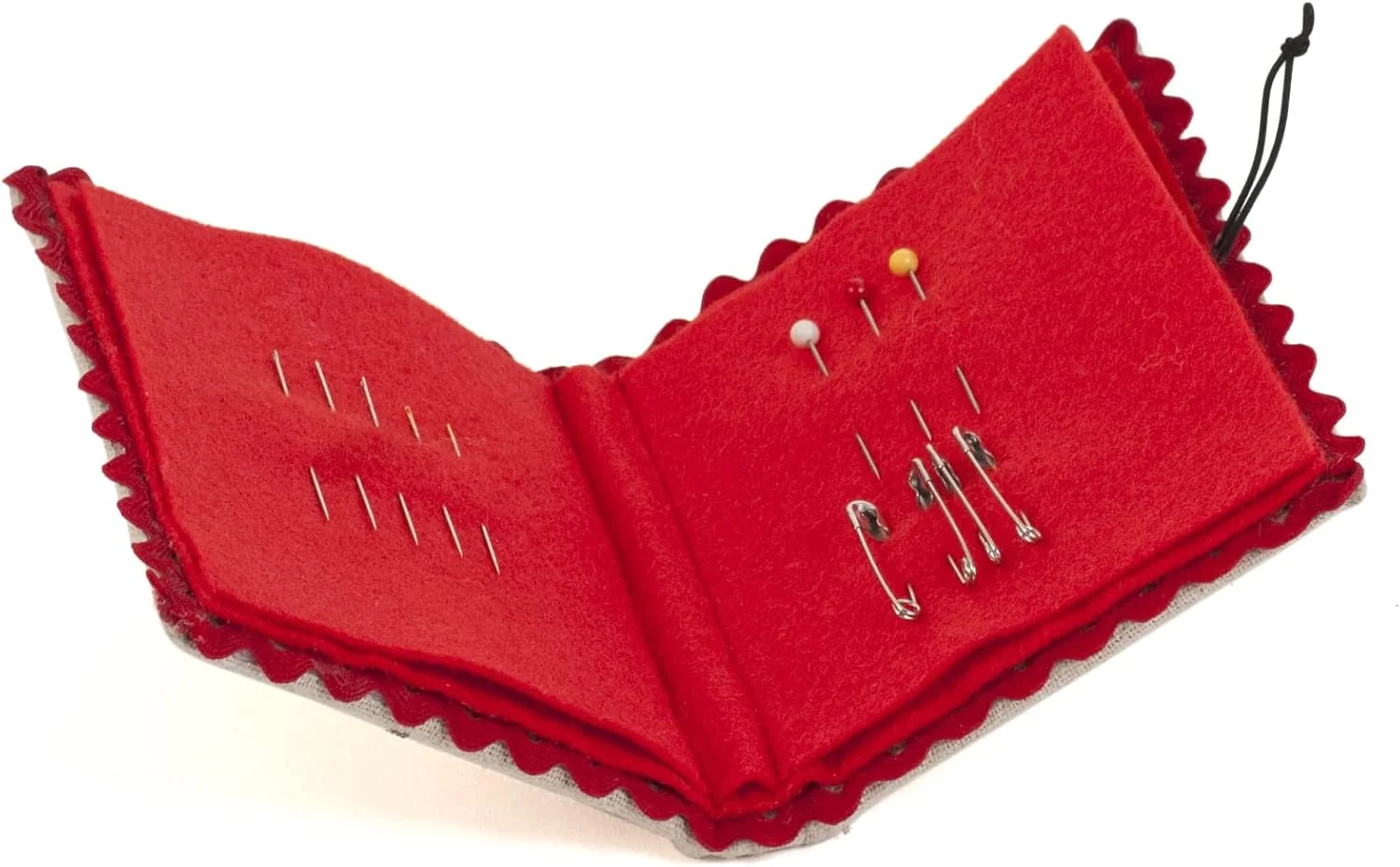 جای سوزن گلدوزی شده Hobby Gift با طرح گل های وحشی، به همراه 5 سوزن، 4 سنجاق قفلی و 3 سوزن ته گرد پلاستیکی جای سوزن گلدوزی شده Hobby Gift با طرح گل های وحشی، به همراه 5 سوزن، 4 سنجاق قفلی و 3 سوزن ته گرد پلاستیکی