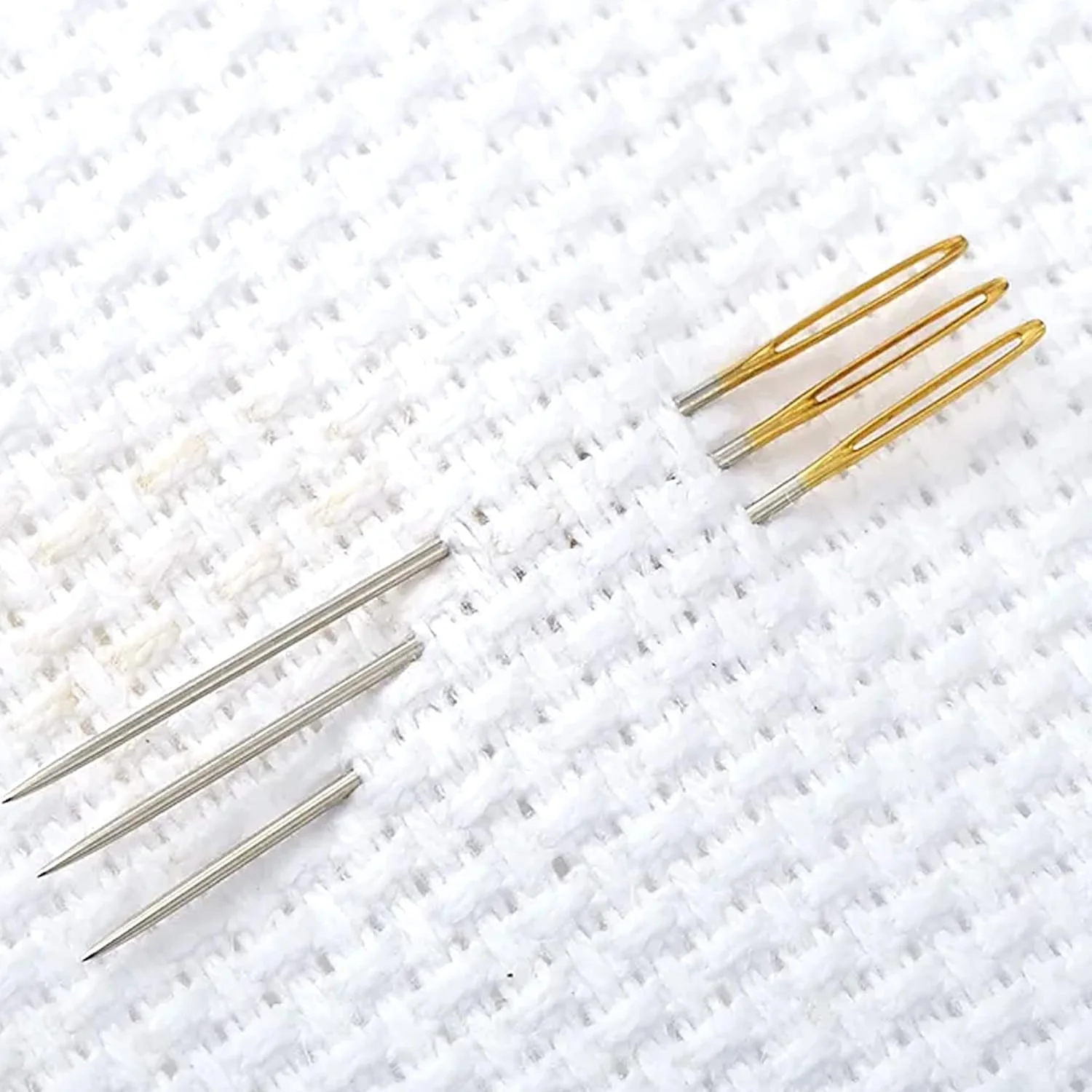 جیگه 80 عدد سوزن گلدوزی چشمی بزرگ طلایی، سوزن های خیاطی دستی با سوزن نخ کن و نخ باز کن برای گلدوزی (سایز 28) جیگه 80 عدد سوزن گلدوزی چشمی بزرگ طلایی، سوزن های خیاطی دستی با سوزن نخ کن و نخ باز کن برای گلدوزی (سایز 28)