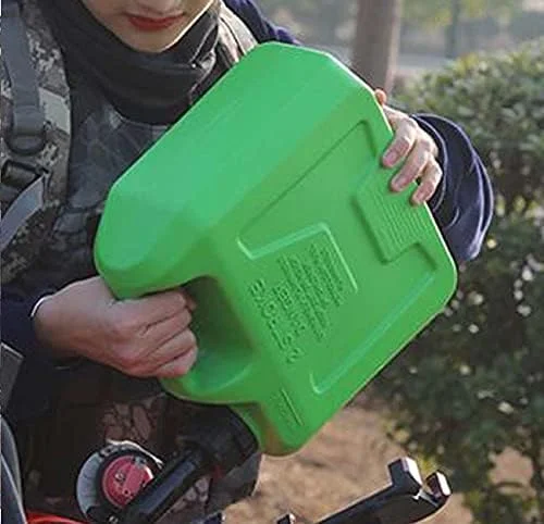 گالن پلاستیکی 10 لیتری XHGRQAS، گالن سوخت ضخیم شده قابل حمل با نازل، مناسب برای ذخیره، حمل و نقل و مسافرت بنزین و گازوئیل، 10 لیتر