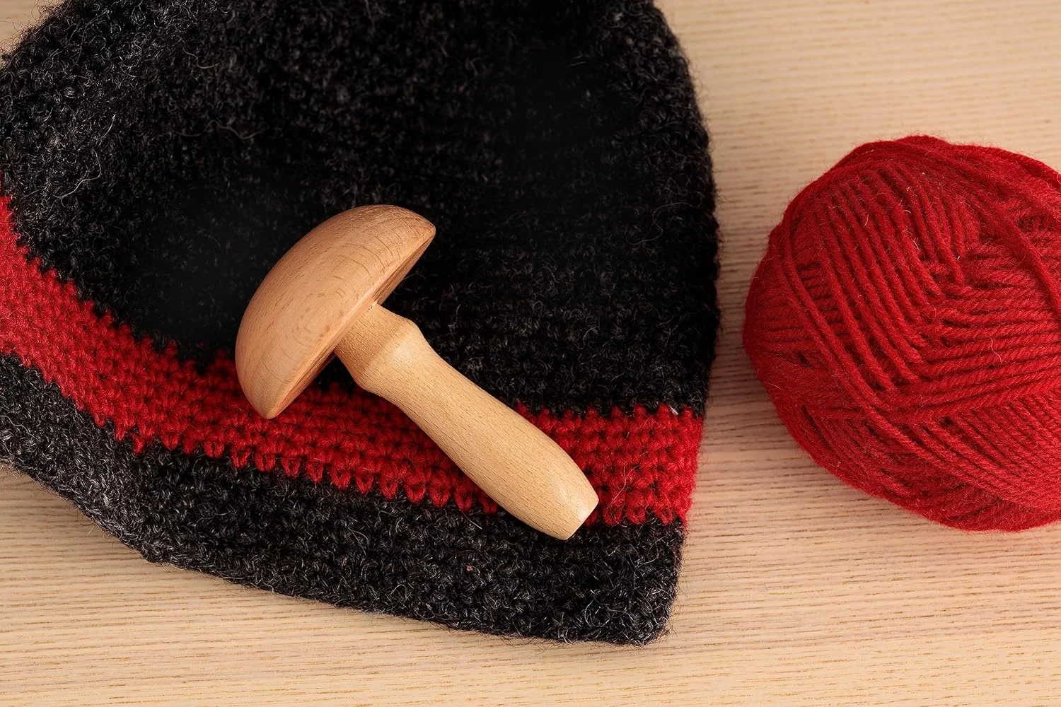 قارچ وصلهزنی و سوزنهای لحافی خرسی قارچ وصلهزنی و سوزنهای لحافی خرسی