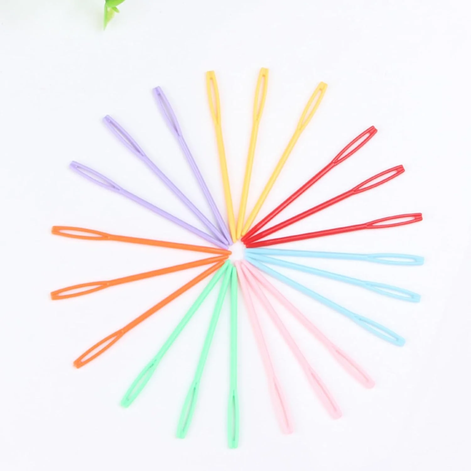 40 عدد سوزن خیاطی پلاستیکی با سوراخ بزرگ، سوزن بافندگی و خیاطی رنگارنگ، سوزن خیاطی چشمی برای کودکان، سوزن های آموزشی، سوزن خیاطی پلاستیکی برای صنایع دستی خیاطی و کاردستی کودکان