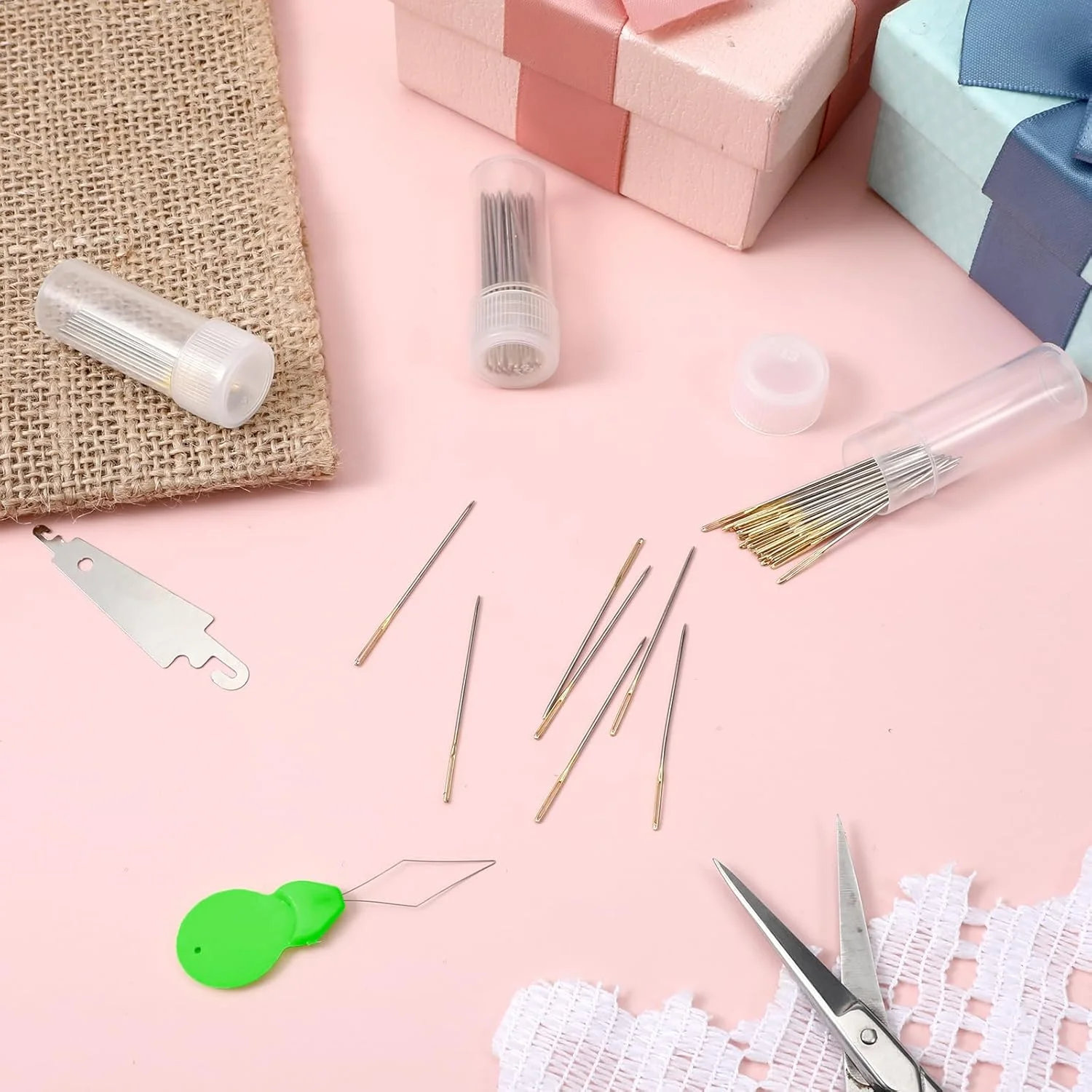 90 عدد سوزن گلدوزی چشمی بزرگ سایز 22، 24 و 26 طلایی، سوزن های خیاطی دستی استیل ضد زنگ به همراه 2 عدد سوزن نخ کن در جعبه شفاف 90 عدد سوزن گلدوزی چشمی بزرگ سایز 22، 24 و 26 طلایی، سوزن های خیاطی دستی استیل ضد زنگ به همراه 2 عدد سوزن نخ کن در جعبه شفاف