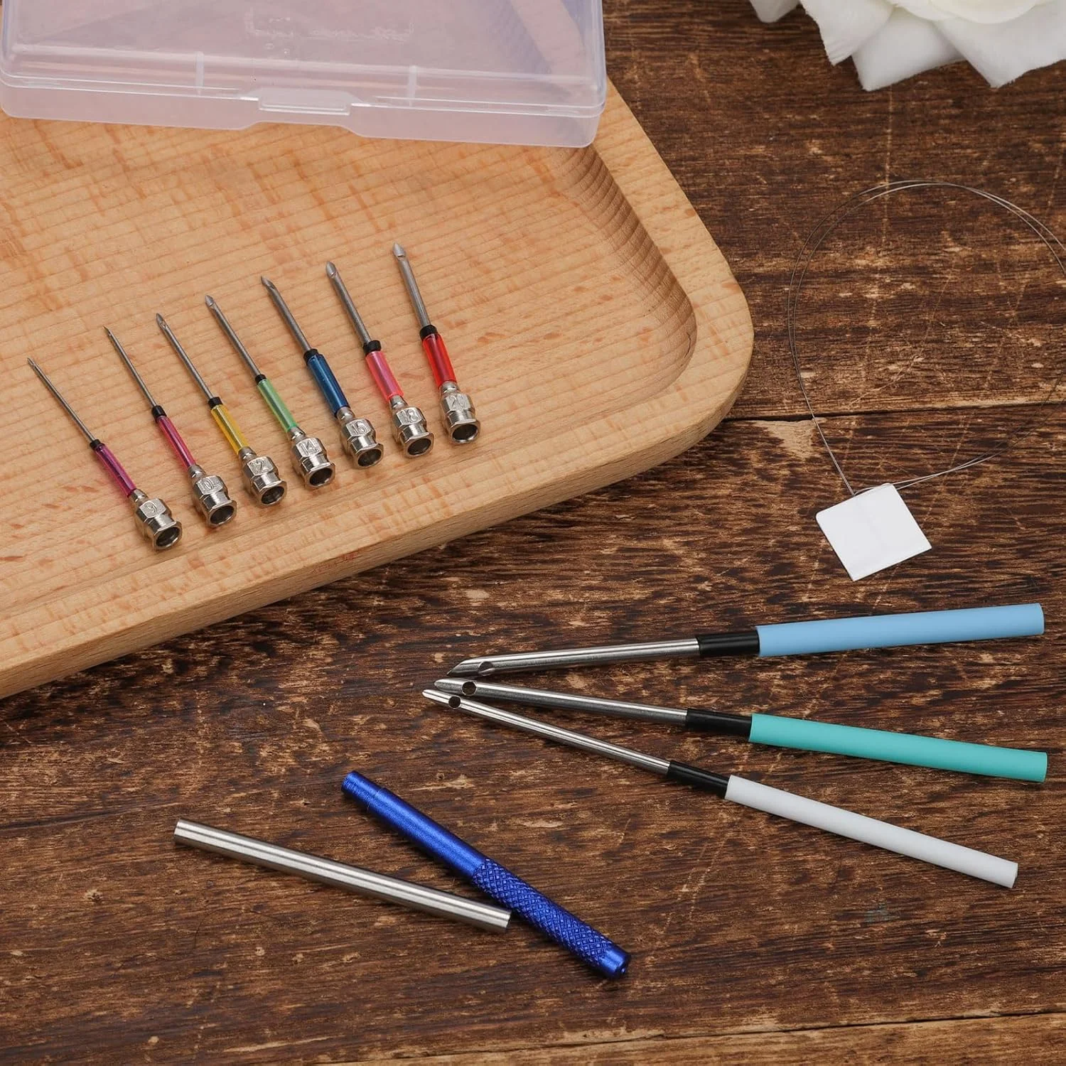 ست سوزن پانچ NQEUEPN شامل 13 قطعه، ست گلدوزی پانچ با 7 سایز سری سوزن پانچ Lavor، ست مبتدی سوزن پانچ برای بزرگسالان، نخ دندان، دوخت ضربدری، کاردستی DIY