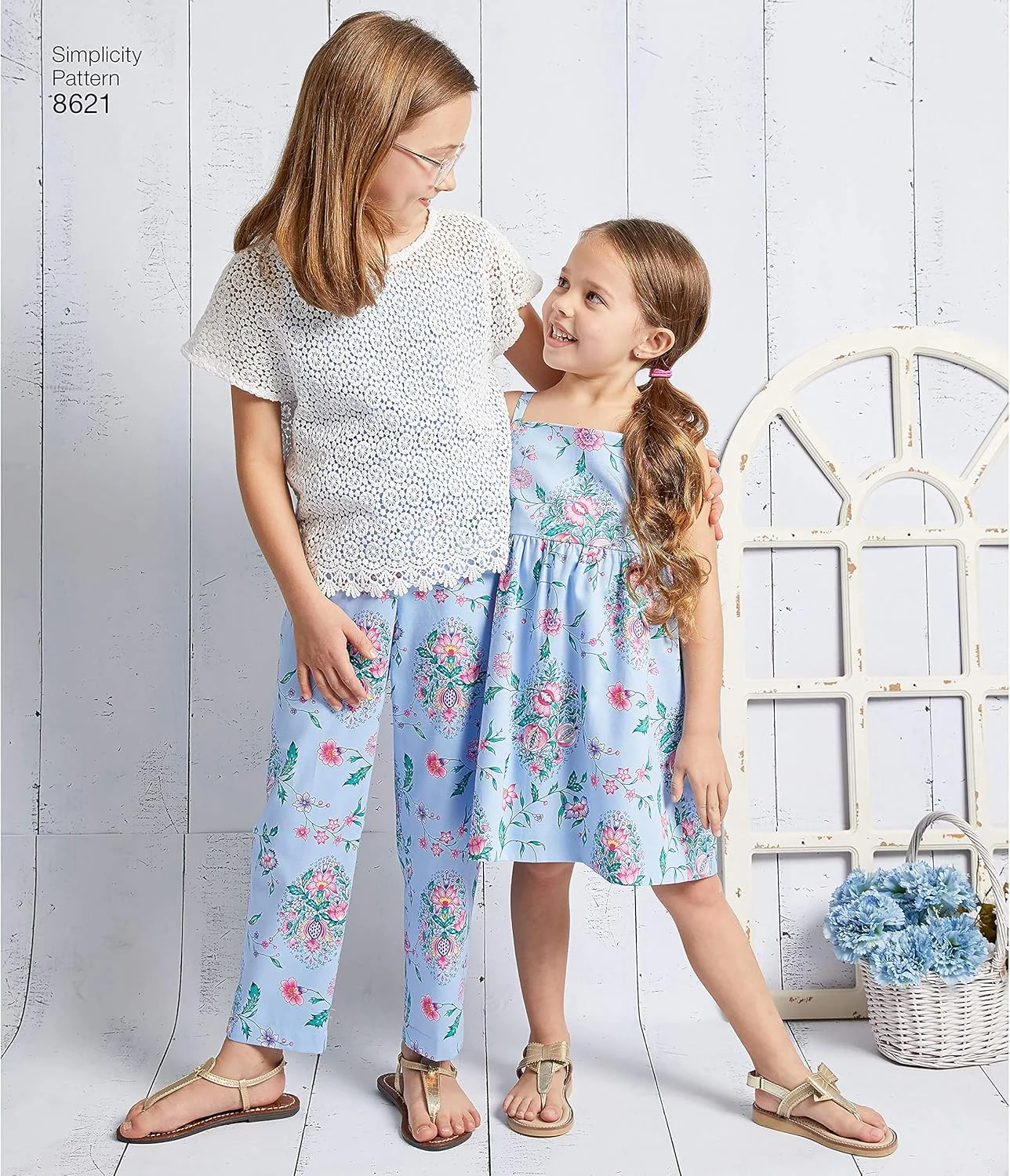 الگوهای خیاطی آسان لباس، تاپ، زیرپوش و شلوار دخترانه Simplicity US8621HH، سایزهای 3-6