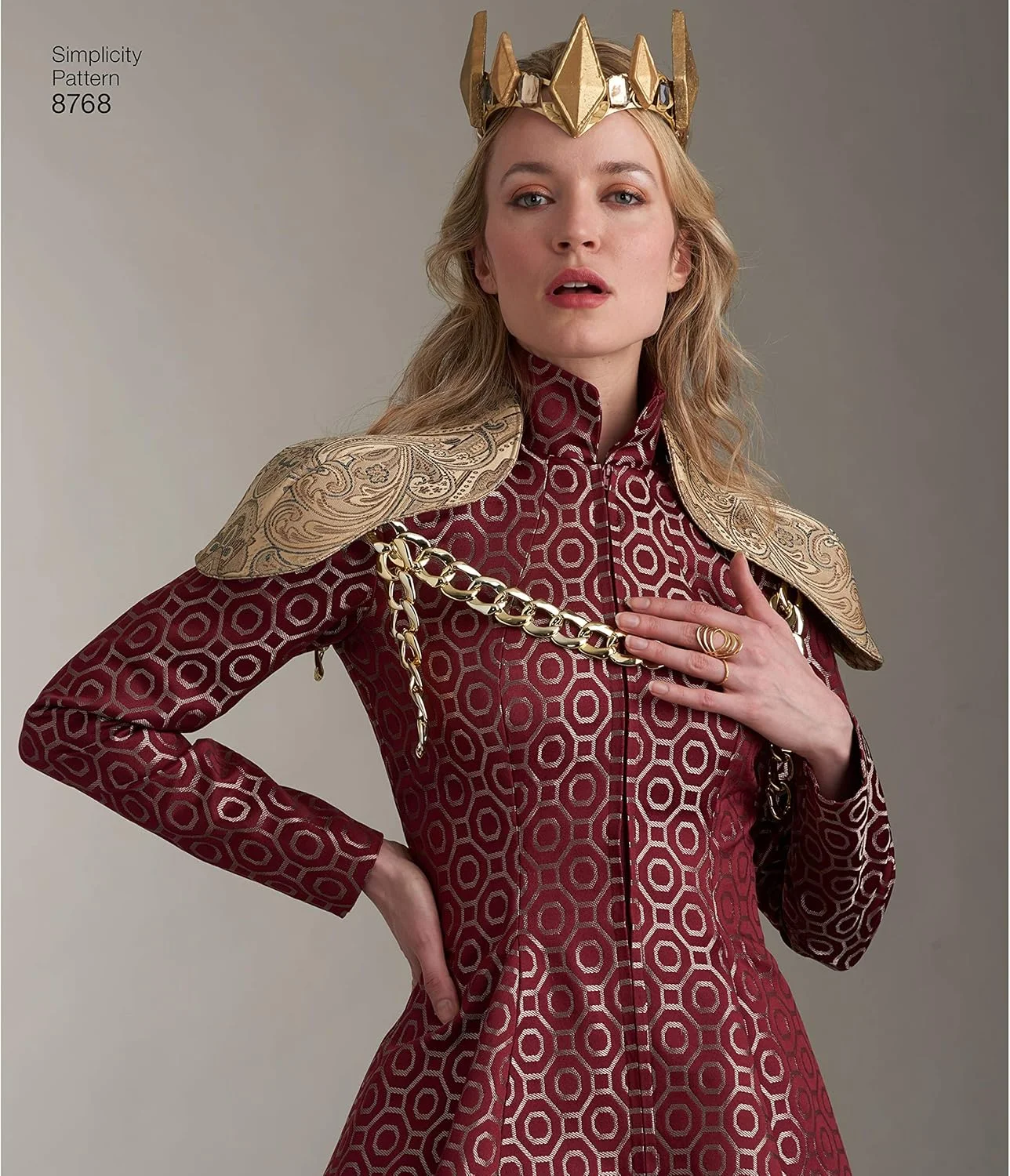 الگوی خیاطی شنل و لباس فانتزی زنانه Simplicity 8768، سایزهای 14-22 الگوی خیاطی شنل و لباس فانتزی زنانه Simplicity 8768، سایزهای 14-22
